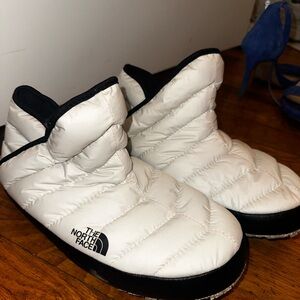 North face thermoball nuptse slippers